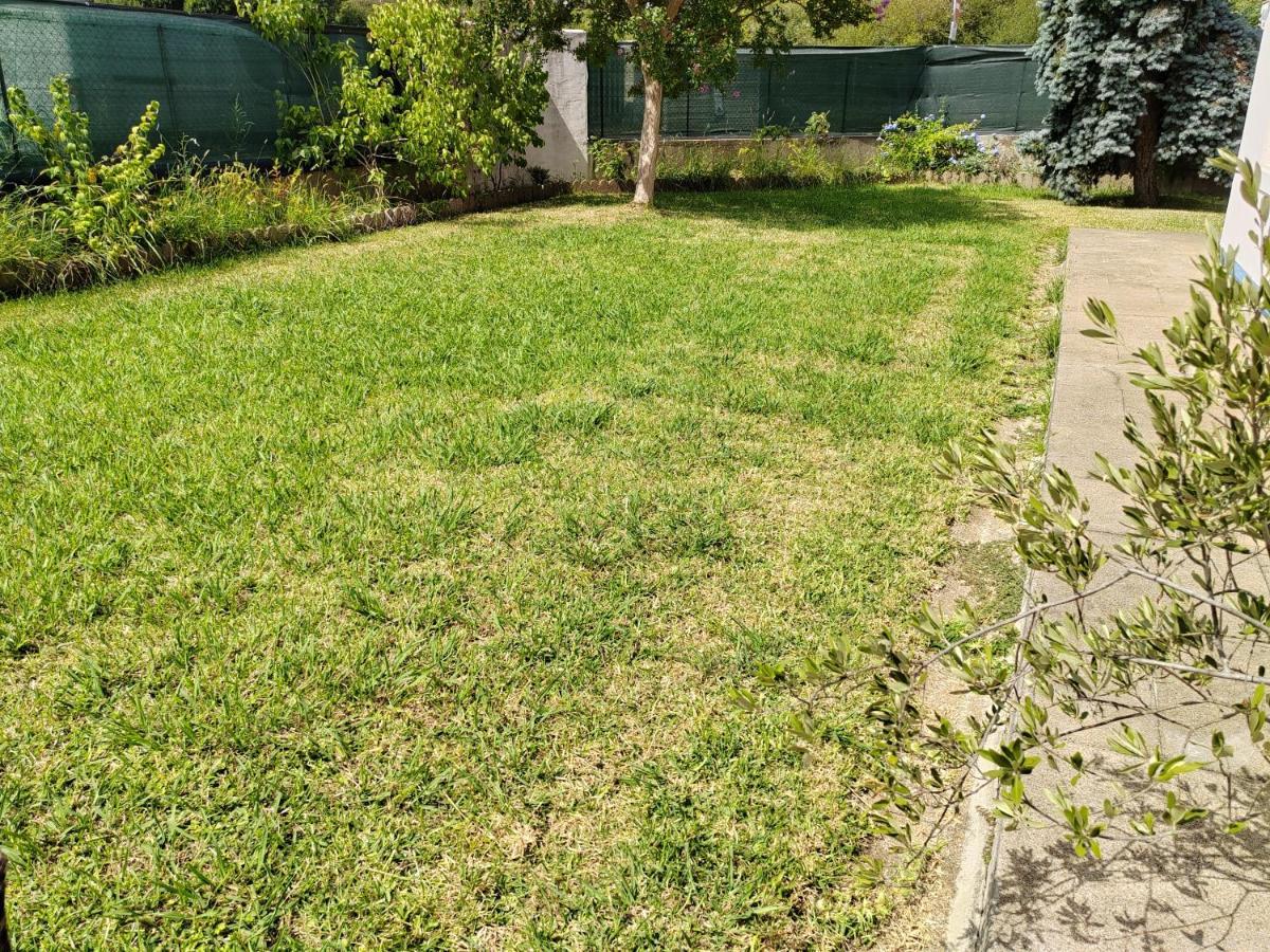 Hotel Emplacement Nu Sur Bayonne Pour Tentes Dans Jardin Clos Et Prive Exterior foto